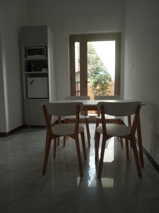 La Gran Dama Bed & Breakfast Roseto Degli Abruzzi Exterior photo