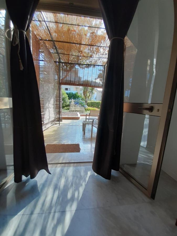 La Gran Dama Bed & Breakfast Roseto Degli Abruzzi Exterior photo