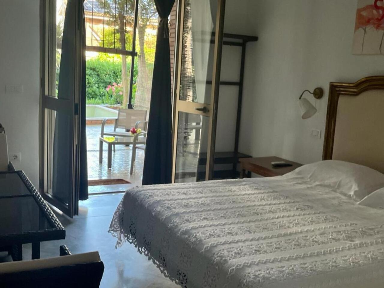 La Gran Dama Bed & Breakfast Roseto Degli Abruzzi Room photo